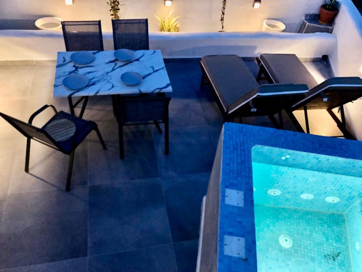 The Muses Of Santorini Private Jacuzzi Suites Vóthon Eksteriør bilde